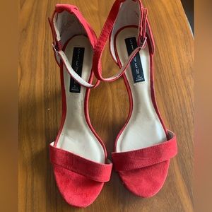 Red Steve Madden kitten heels suede 8